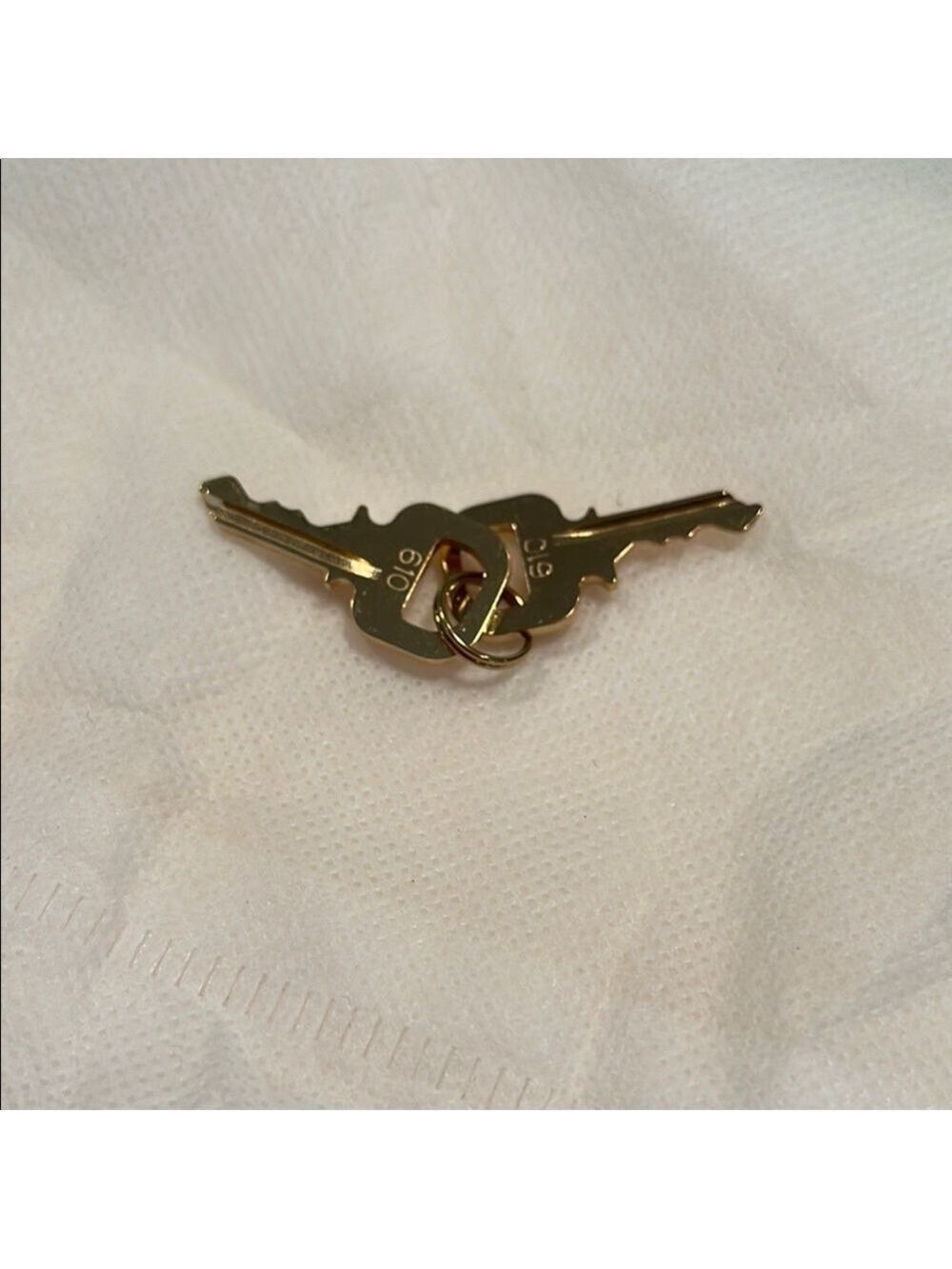 Louis Vuitton Gold tone keys #610 - Picture 3 of 3